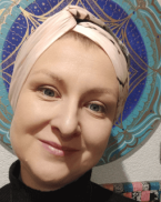 Monique - Tarot und Kartenlegen - Lichtarbeit - Hellsehen ohne Hilfsmittel - Lenormandkarten - Spirituelles Heilen