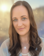 Mollie - Wahrsagen - Hellsehen mit Hilfsmittel - Tarot und Kartenlegen - Zigeunerkarten - Engelkarten