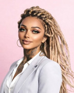 Giuliana - Tarot und Kartenlegen - Hellsehen ohne Hilfsmittel - Selbstständigkeit - Hellsehen mit Hilfsmittel - Beruf und Arbeitsleben