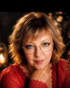 Tina Maria - Tarot und Kartenlegen - Lenormandkarten - Skatkarten